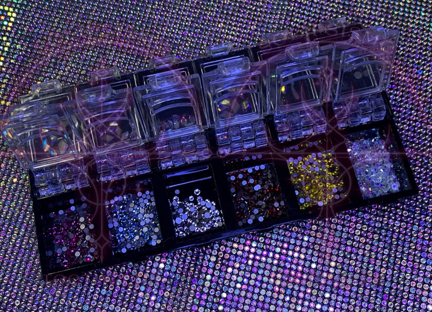 ⭐️✨TINY CASE SWAROVSKI (700 PCs )  ⭐️✨